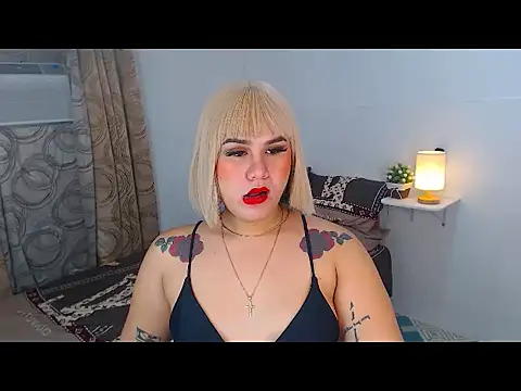 Snapshot of JayraFRESH chatting on September 19, 9:43 am JayraFRESH online show from September 19, 9:43 am