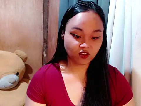  Lylia online show from February 13, 9:44 pm