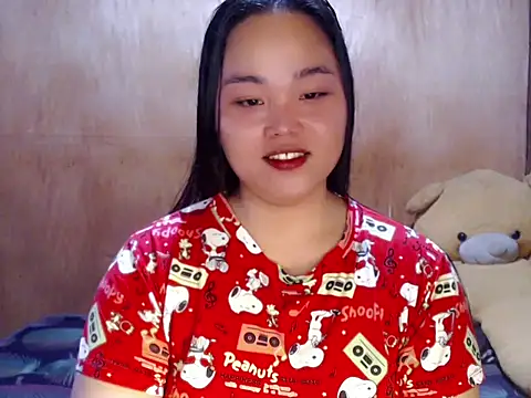 Snapshot of _Lylia chatting on June 2, 4:03 am Lylia online show from June 2, 4:03 am