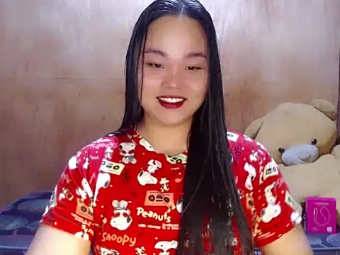 Snapshot of _Lylia chatting on June 2, 9:50 pm Lylia online show from June 2, 9:50 pm