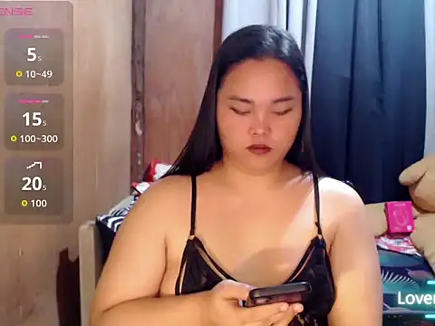 Snapshot of _Lylia chatting on July 28, 8:52 pm Lylia online show from July 28, 8:52 pm