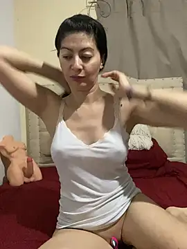 Snapshot of aphrodite_sexy chatting on August 6, 9:17 pm aphrodite sexy online show from August 6, 9:17 pm