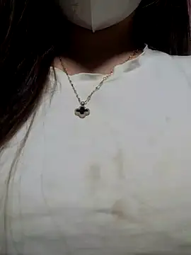 Snapshot of Muna_LM chatting on July 12, 12:23 am Muna LM online show from July 12, 12:23 am