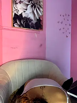 Alaska euphoria online show from December 5, 6:37 pm