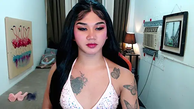 Snapshot of lil_fantacy chatting on October 2, 4:03 pm lil fantacy online show from October 2, 4:03 pm