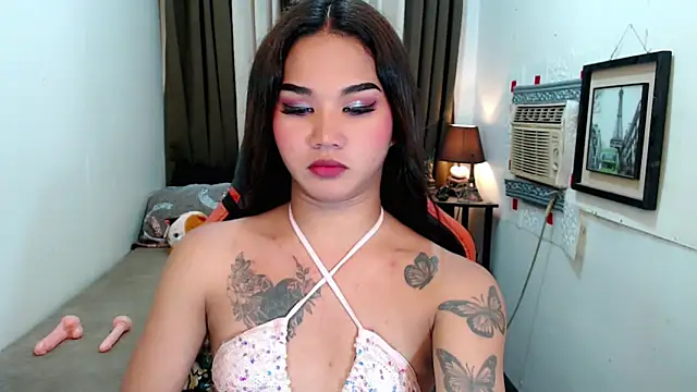 Snapshot of lil_fantacy chatting on October 27, 12:31 pm lil fantacy online show from October 27, 12:31 pm