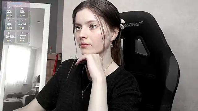 Snapshot of cute_elfy_ chatting on September 24, 2:09 pm cute elfy online show from September 24, 2:09 pm