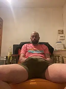 Snapshot of jackadi33 chatting on March 6, 8:38 pm jackadi33 online show from March 6, 8:38 pm