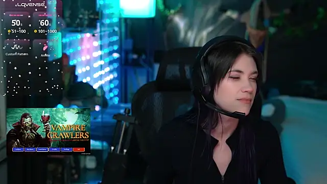 littlelune online show from April 27, 1:03 am