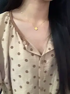 JennyQueen18 online show from April 28, 7:13 am