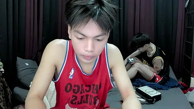 Snapshot of hotfreshdior chatting on January 6, 4:54 pm hotfreshdior online show from January 6, 4:54 pm