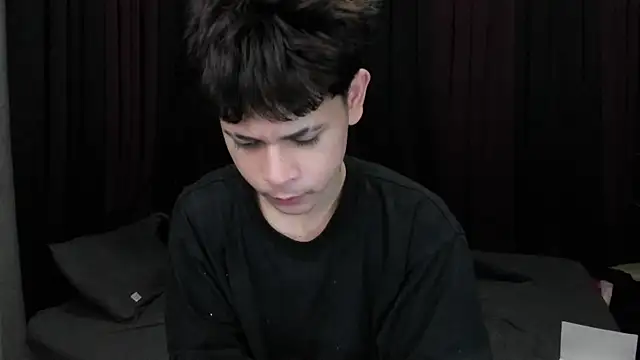 Snapshot of hotfreshdior chatting on February 1, 4:16 pm hotfreshdior online show from February 1, 4:16 pm