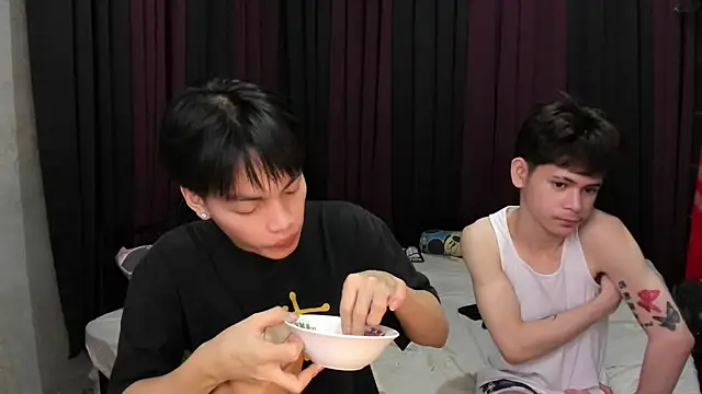 Snapshot of hotfreshdior chatting on February 10, 1:15 pm hotfreshdior online show from February 10, 1:15 pm