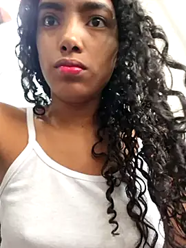 Snapshot of Cataleya_ja chatting on May 5, 12:46 pm Cataleya ja online show from May 5, 12:46 pm
