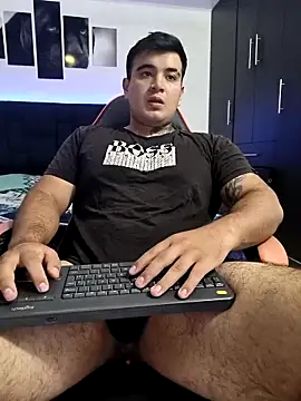 Snapshot of thiago__cp01 chatting on September 10, 3:17 am thiago  cp01 online show from September 10, 3:17 am