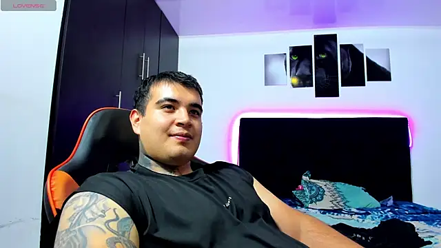 Snapshot of thiago__cp01 chatting on July 7, 7:23 am thiago cp01 online show from July 7, 7:23 am