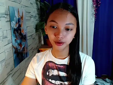 Snapshot of Simi_Ipit chatting on July 24, 2:42 am Simi Ipit online show from July 24, 2:42 am