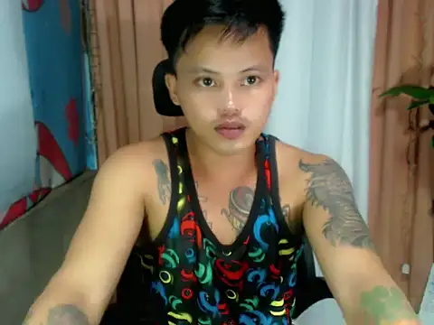 urhotfucker13 online show from October 21, 3:02 pm