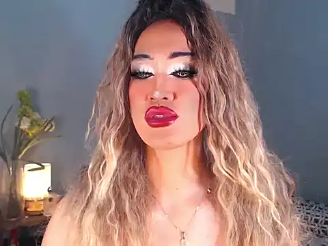 AleinaCroft online show from December 5, 2:42 am