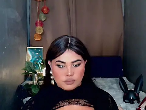 KitSmithCumerr online show from November 8, 1:00 pm