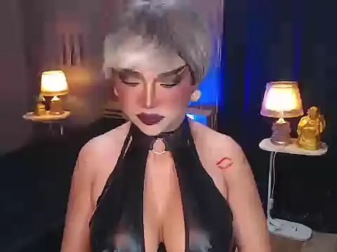 Snapshot of xAuroraRobinsx chatting on March 12, 8:15 pm xAuroraRobinsx online show from March 12, 8:15 pm
