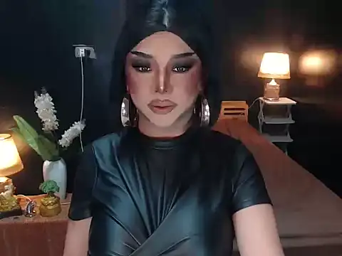 Snapshot of xAuroraRobinsx chatting on April 15, 9:49 am xAuroraRobinsx online show from April 15, 9:49 am