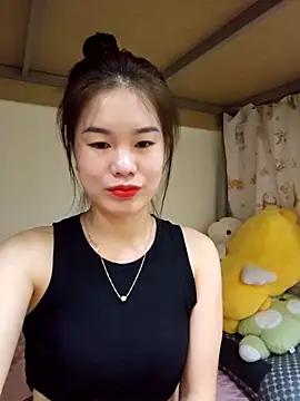 Baby-ladytits2025 online show from November 27, 3:30 am