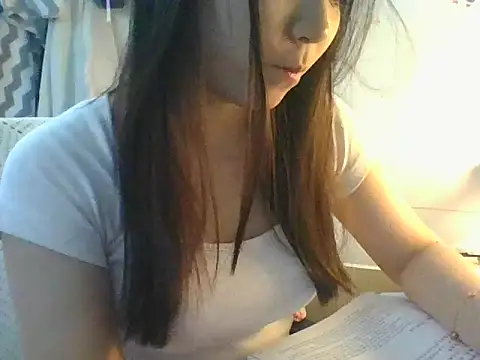 Linzly online show from March 2, 2:25 am