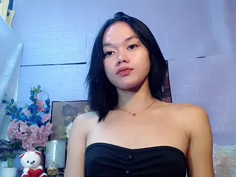 Snapshot of sexybabewarrior chatting on May 11, 4:04 pm sexybabewarrior online show from May 11, 4:04 pm