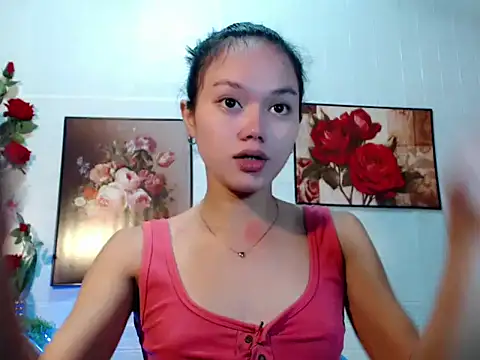 Snapshot of sexybabewarrior chatting on May 24, 7:52 pm sexybabewarrior online show from May 24, 7:52 pm