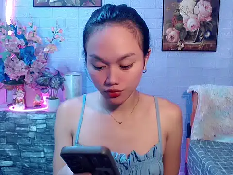 Snapshot of sexybabewarrior chatting on June 27, 7:30 pm sexybabewarrior online show from June 27, 7:30 pm