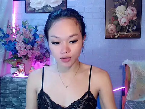 Snapshot of sexybabewarrior chatting on July 10, 8:22 pm sexybabewarrior online show from July 10, 8:22 pm