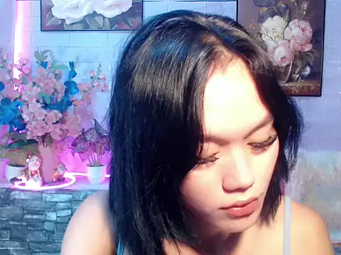 Snapshot of sexybabewarrior chatting on July 16, 8:37 pm sexybabewarrior online show from July 16, 8:37 pm