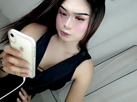 Snapshot of itsmekianna chatting on October 11, 3:43 pm itsmekianna online show from October 11, 3:43 pm