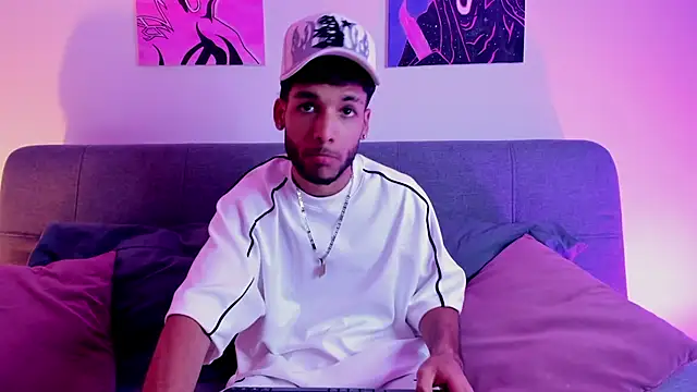 Thiagoferreti online show from June 30, 3:40 am