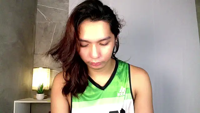 Hoelymorri online show from October 3, 1:13 am