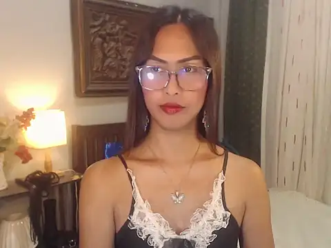 Nathalieheartt online show from July 15, 12:54 pm