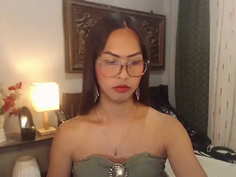 Nathalieheartt online show from July 24, 12:36 pm