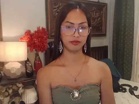 Nathalieheartt online show from July 28, 4:50 pm