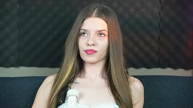 Snapshot of sukie_spooky chatting on March 26, 6:35 pm sukie spooky online show from March 26, 6:35 pm