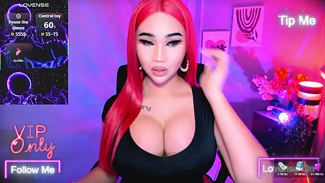 Snapshot of TriciaCumLoader chatting on February 1, 7:45 pm TriciaCumLoader online show from February 1, 7:45 pm