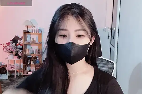 Snapshot of ___Daisy___ chatting on November 29, 7:00 am Daisy online show from November 29, 7:00 am