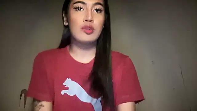 Snapshot of fallon_empress143 chatting on October 6, 2:47 pm fallon empress143 online show from October 6, 2:47 pm