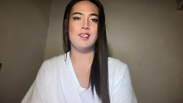 Snapshot of fallon_empress143 chatting on November 4, 11:04 pm fallon empress143 online show from November 4, 11:04 pm