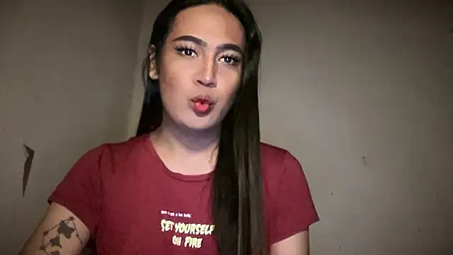 Snapshot of fallon_empress143 chatting on November 8, 8:40 pm fallon empress143 online show from November 8, 8:40 pm