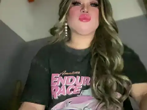 Snapshot of Naughtyrosecum chatting on September 13, 12:27 pm Naughtyrosecum online show from September 13, 12:27 pm