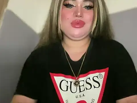 Snapshot of Naughtyrosecum chatting on November 15, 6:26 pm Naughtyrosecum online show from November 15, 6:26 pm