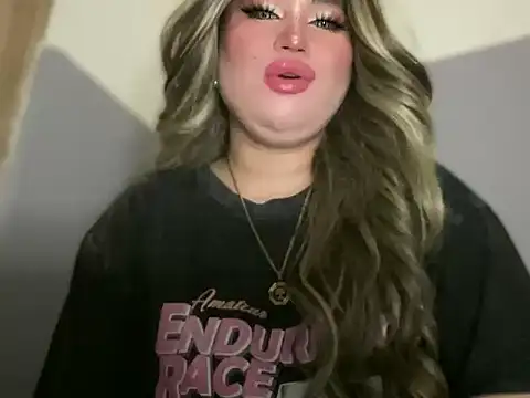 Snapshot of Naughtyrosecum chatting on November 24, 3:12 pm Naughtyrosecum online show from November 24, 3:12 pm