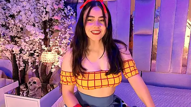 Snapshot of HannaCollins_ chatting on October 30, 1:01 pm HannaCollins online show from October 30, 1:01 pm