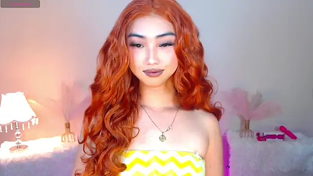 Snapshot of Kiah_Wyatt chatting on November 19, 7:19 am Kiah Wyatt online show from November 19, 7:19 am